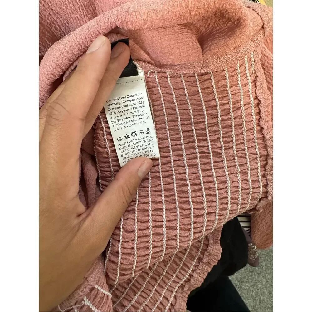 Pink blouse  - Picture 4 of 7